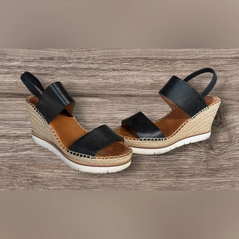 EUC by Kenneth Cole Elyssa Platform Wedge Sandal (Women) SZ 10